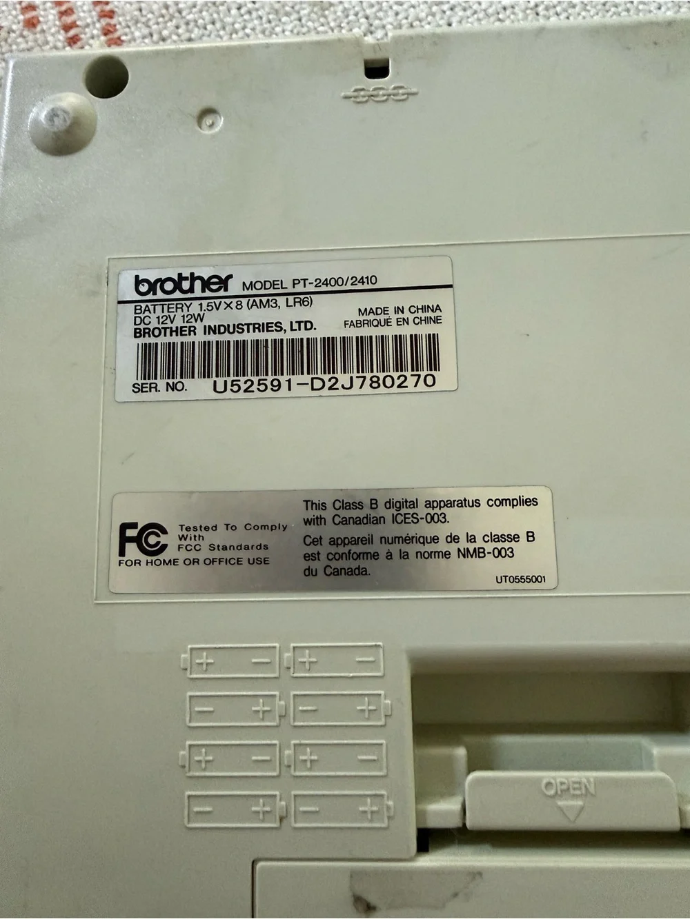 Brother P-touch Label Maker PT-2400/2410 Thermal. READ DESCRIPTION